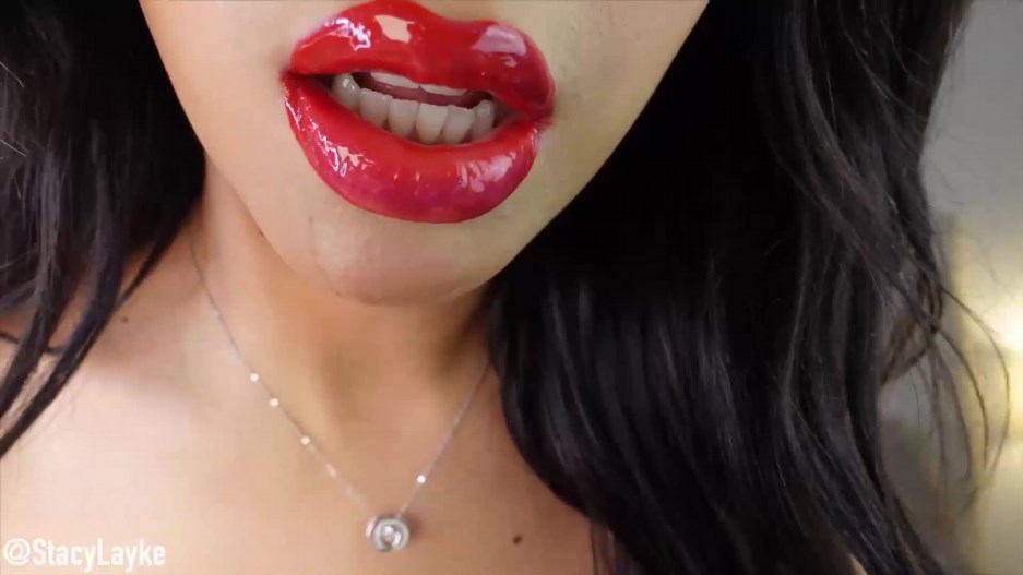 Stacy Layke – Red Lips Mesmerize